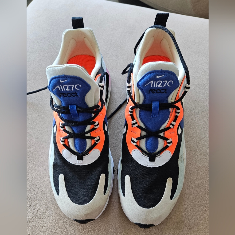 Nike Air Max 270 React Fossil sneakers